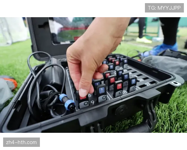 体育科技公司推出新一代可穿戴设备,用于实时监测球员防守移动数据