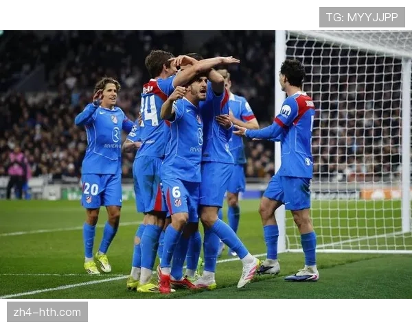 毕尔巴鄂vs比利亚雷亚尔：卡多纳精彩挑射首开纪录